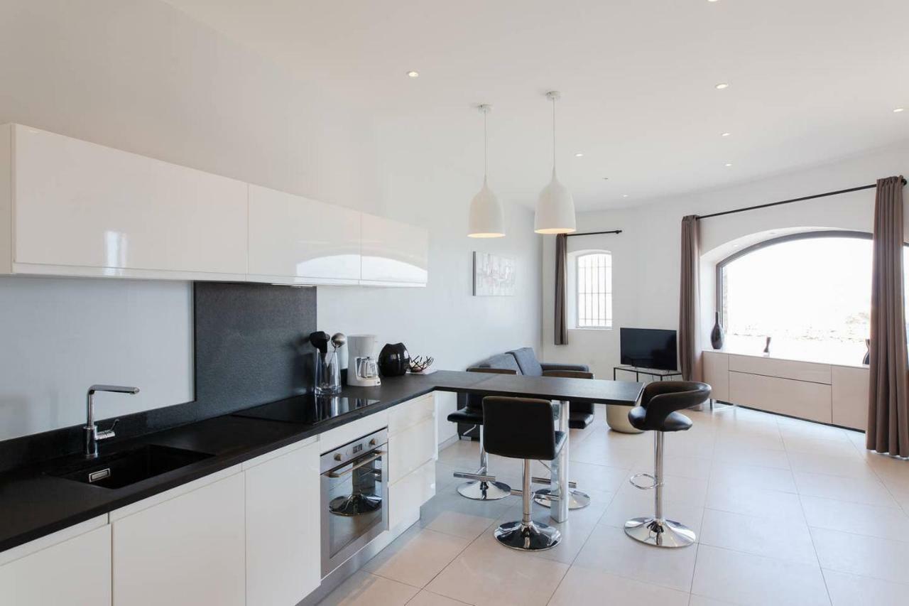 Appartement 4 Personnes Vue Mer Remparts Antibes Eksteriør bilde